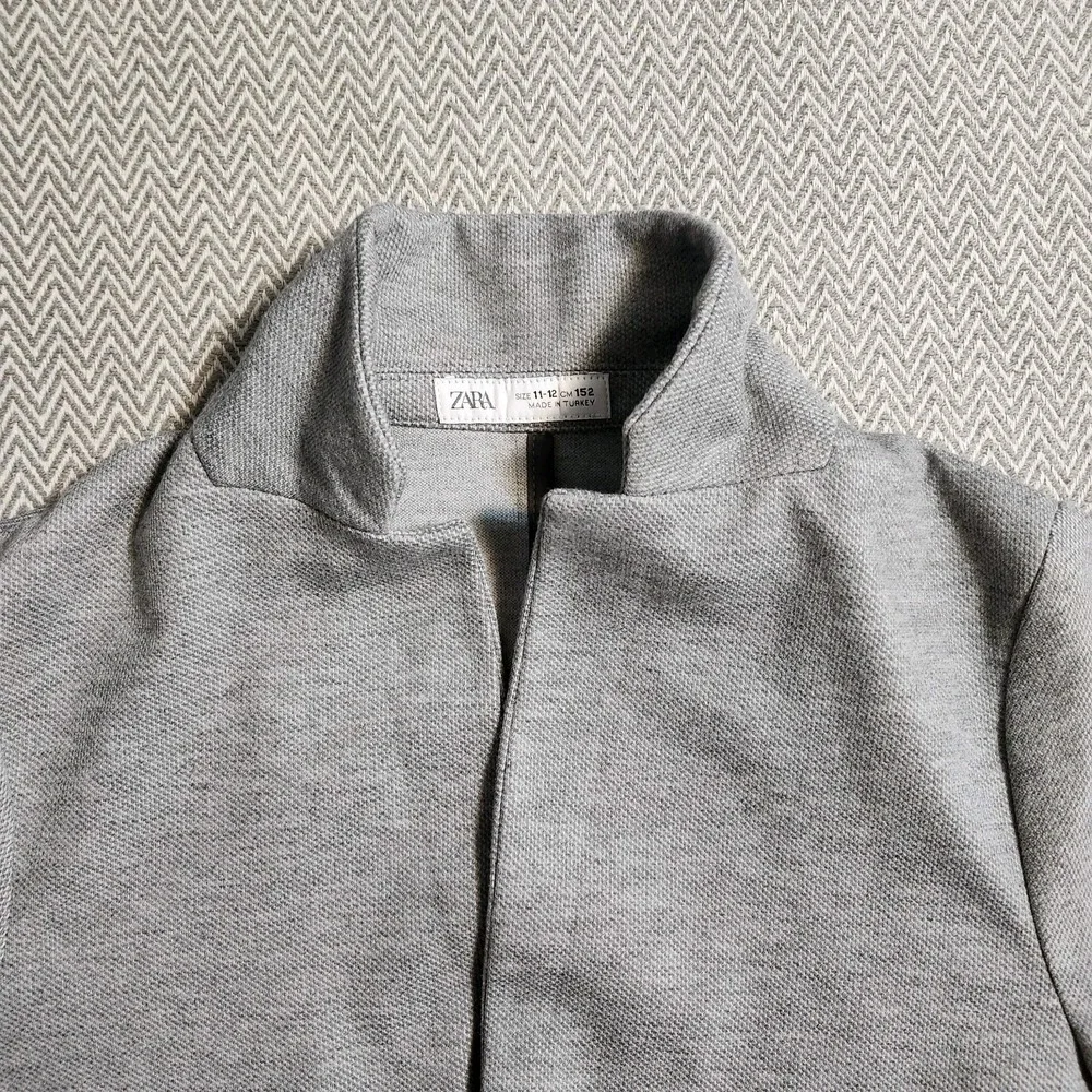 Zara Boys Blazer Gray Size 11-12 Academia Sports Coat Party Semi Formal